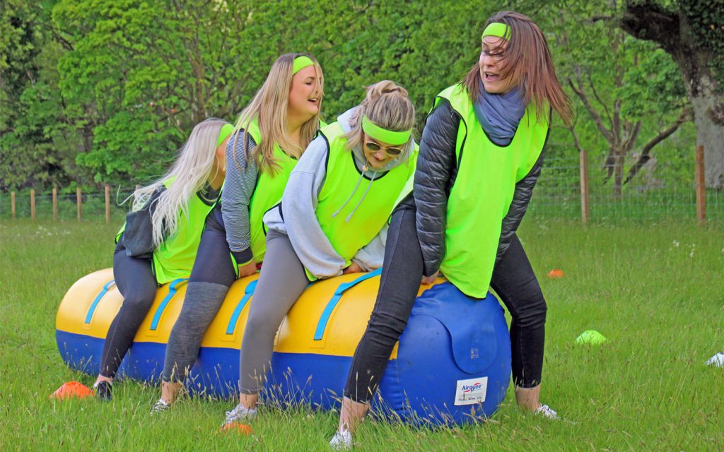 Hen-TeamGames-Bounce